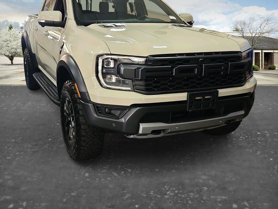 Used 2025 Ford Ranger Raptor AWD/4WD image 3