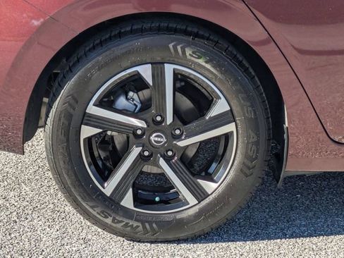 Used 2024 Nissan Sentra SV image 13