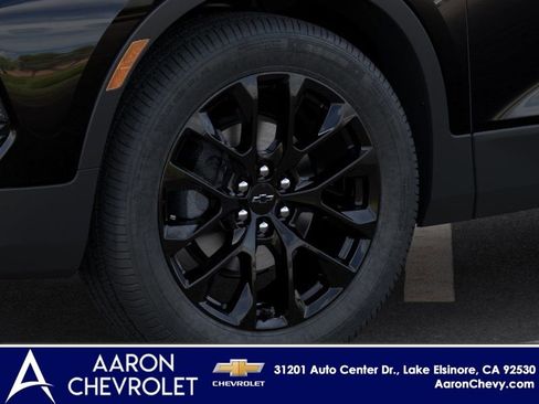 New 2026 Chevrolet Blazer LT w/ LPO, Black Sport Package FWD image 9