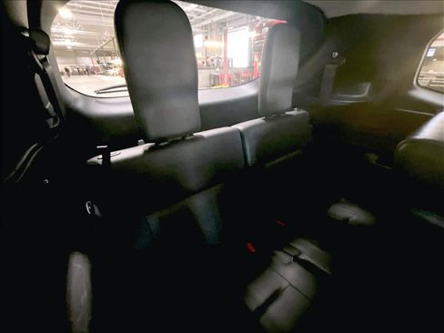 Used 2023 Mitsubishi Outlander SE image 17