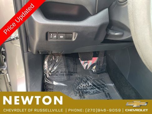 Used 2025 Toyota RAV4 LE FWD image 9