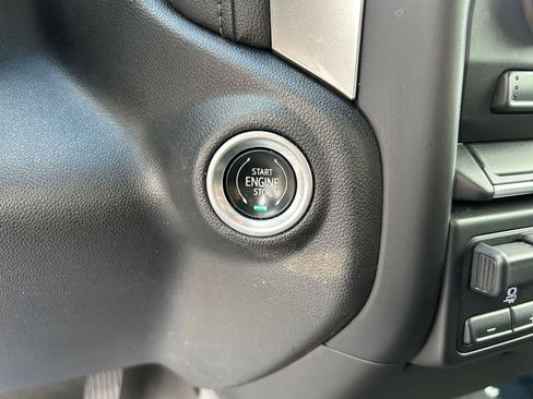 Used 2022 Chevrolet Silverado 1500 RST image 17