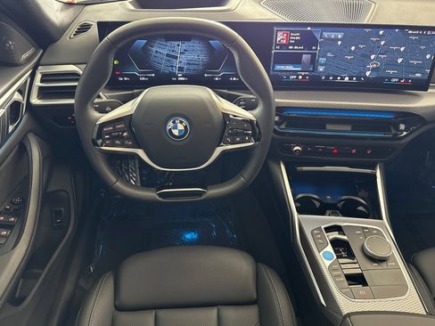 Used 2025 BMW i4 eDrive40 w/ Premium Package RWD image 32
