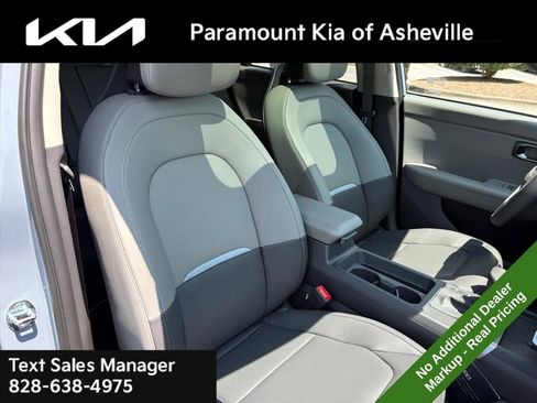 New 2027 Kia Seltos EX w/ EX Panoramic Sunroof Package AWD/4WD image 21