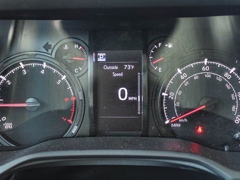 Used 2024 Toyota 4Runner SR5 Premium AWD/4WD image 18