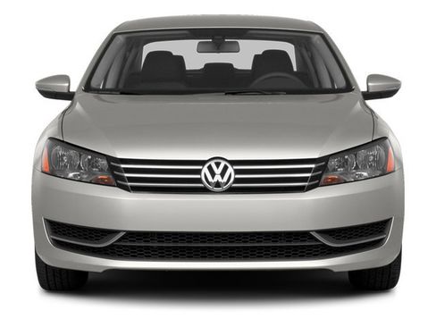 Used 2014 Volkswagen Passat 1.8T SE FWD image 4