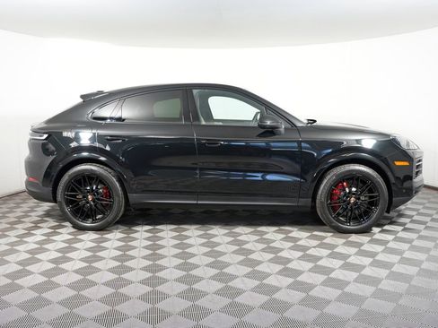 Used 2026 Porsche Cayenne S AWD/4WD image 8