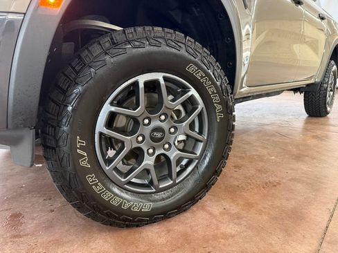 Used 2025 Ford Ranger XLT w/ FX4 Off-Road Package AWD/4WD image 19