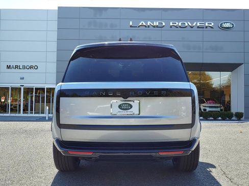New 2025 Land Rover Range Rover SE image 7