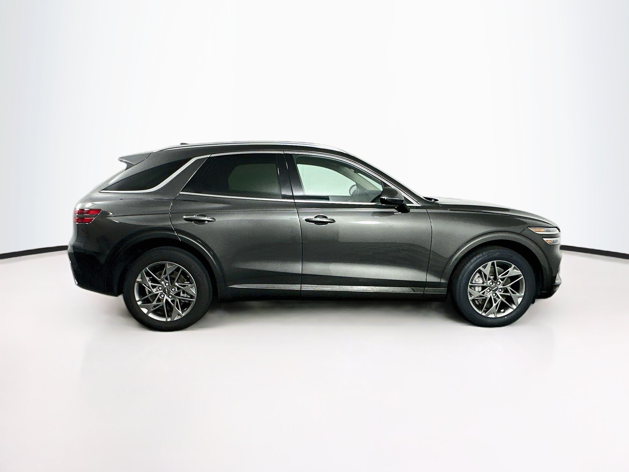 Used 2025 Genesis GV70 2.5T AWD/4WD image 10