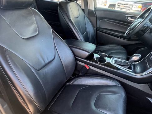 Used 2016 Ford Edge Titanium w/ Technology Package image 24