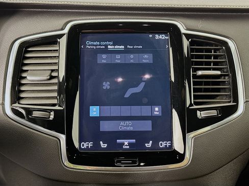 Used 2020 Volvo XC90 T8 Inscription w/ Protection Package image 24