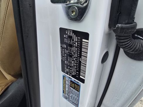 Used 2022 Kia Telluride SX image 35