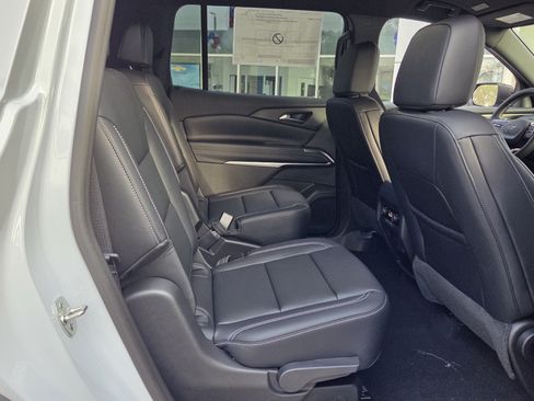 New 2026 Chevrolet Traverse LT w/ Midnight/Sport Edition FWD image 23