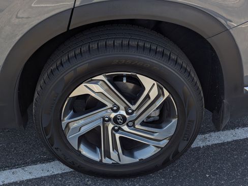 Used 2021 Hyundai Santa Fe SEL w/ Convenience Package image 7