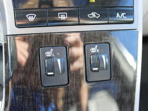 Used 2013 Toyota Venza Limited image 31