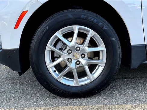 Certified 2024 Chevrolet Equinox LT image 7
