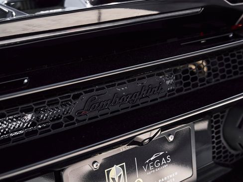 Used 2023 Lamborghini Huracan Tecnica RWD image 16