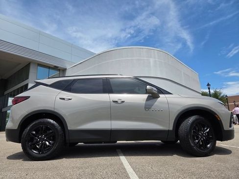 Used 2021 Chevrolet Blazer LT FWD image 26