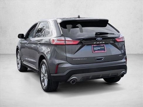 Used 2024 Ford Edge Titanium image 8