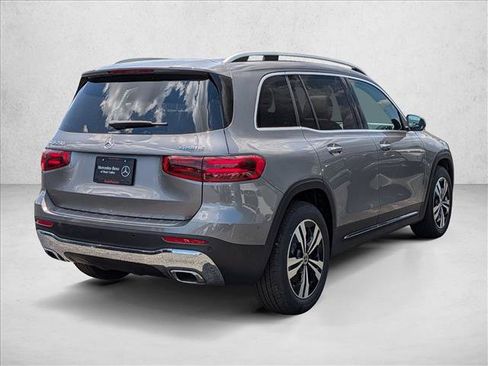 New 2026 Mercedes-Benz GLB 250 4MATIC image 2