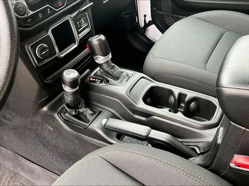 Used 2023 Jeep Wrangler Sport image 15