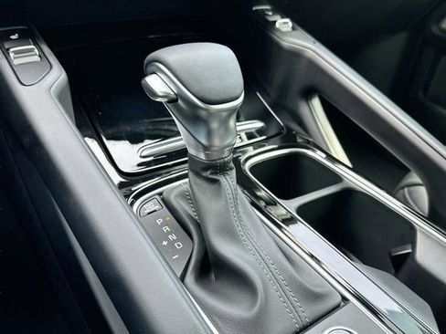 Used 2024 Kia Telluride S image 23