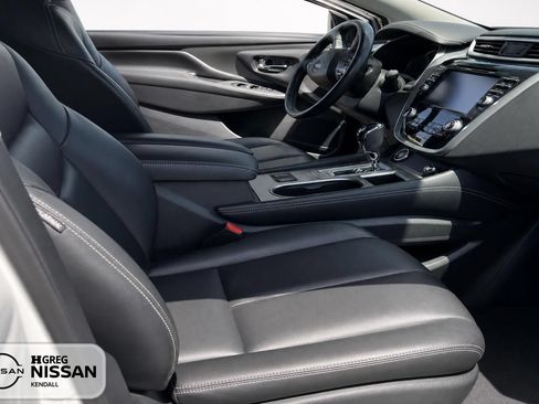 Used 2024 Nissan Murano SV w/ SV Midnight Edition Package AWD/4WD image 12