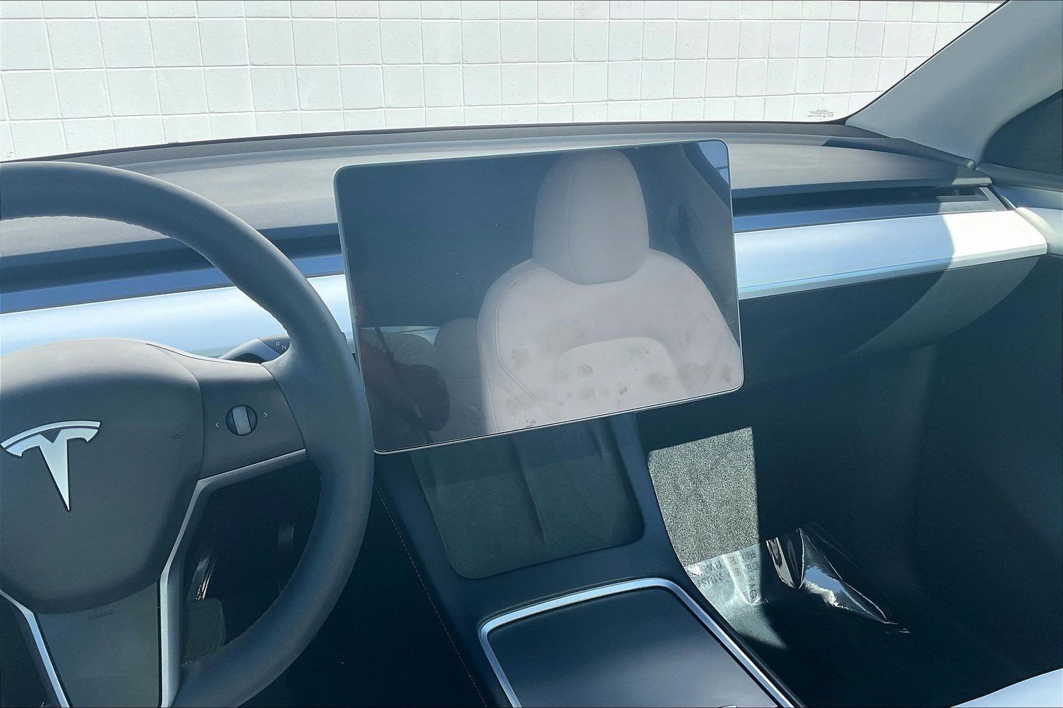 Used 2024 Tesla Model Y Long Range AWD/4WD image 7