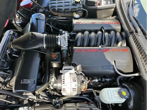 Used 2003 Chevrolet Corvette 50th Anniversary Edition w/ Preferred Equipment Group1 image 19