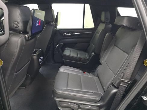 Used 2023 GMC Yukon Denali w/ Advanced Technology Package AWD/4WD image 8