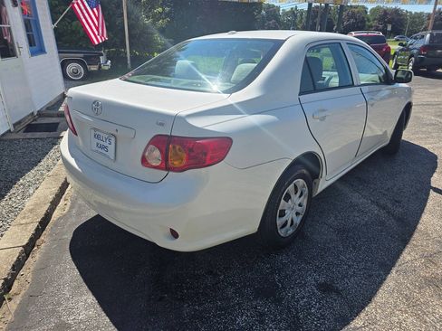 Used 2009 Toyota Corolla LE FWD image 8