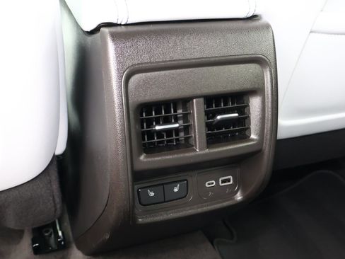 Certified 2024 Cadillac XT4 Sport image 17