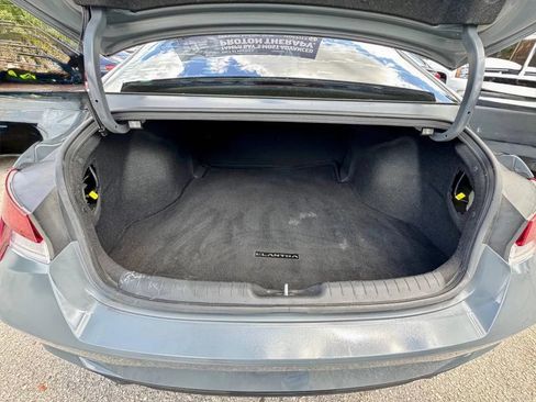 Used 2021 Hyundai Elantra SEL image 12