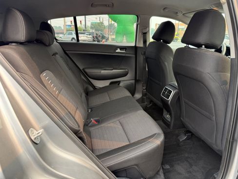 Used 2022 Kia Sportage LX w/ LX AWD Value Edition Package image 24