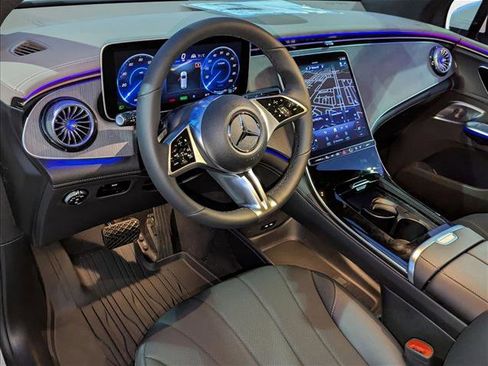New 2026 Mercedes-Benz EQE 320 4MATIC SUV image 3