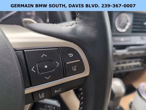 Used 2022 Lexus RX 350L Premium w/ Premium Package image 18