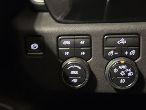 Used 2022 Chevrolet Silverado 1500 RST w/ All Star Edition Plus AWD/4WD image 19