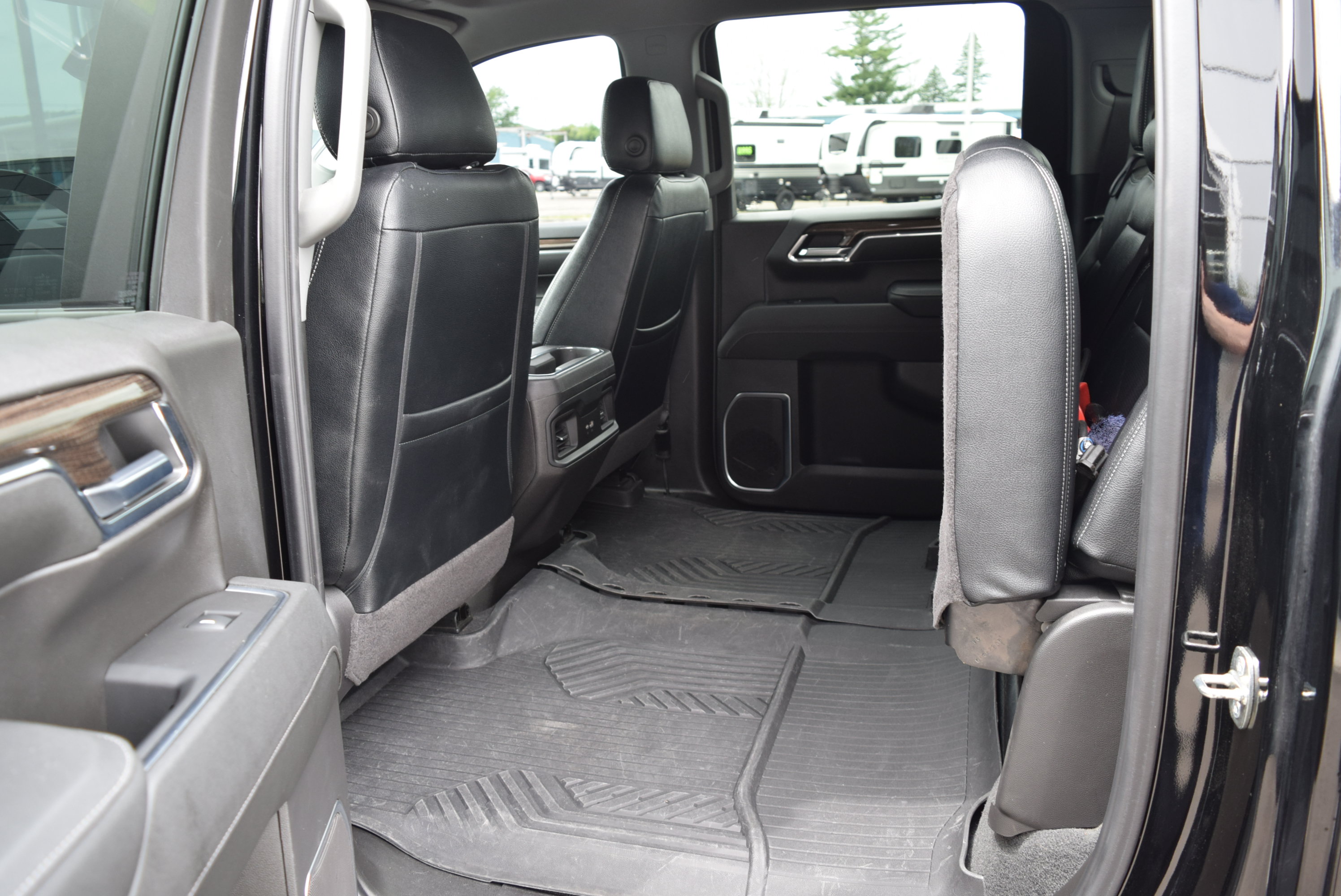 Used 2024 Chevrolet Silverado 1500 RST w/ Convenience Package II AWD/4WD image 11