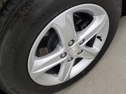Used 2023 Chevrolet Malibu LS FWD image 31