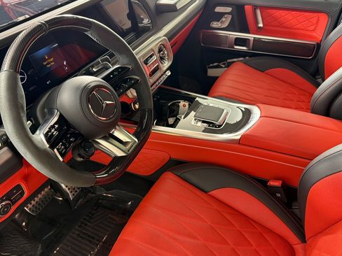Used 2025 Mercedes-Benz G 63 AMG 4MATIC image 9