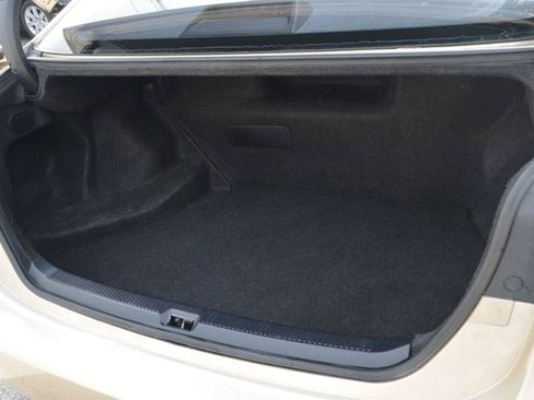 Used 2012 Lexus HS 250h image 43