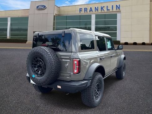 New 2026 Ford Bronco Badlands w/ Sasquatch Package AWD/4WD image 7