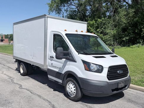 Used 2019 Ford Transit 350 156 DRW RWD image 2