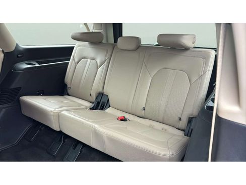 Used 2022 Ford Expedition Max Limited image 14
