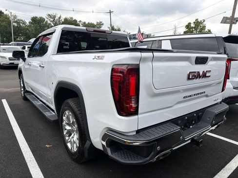 Used 2021 GMC Sierra 1500 SLT w/ SLT Premium Plus Package AWD/4WD image 3