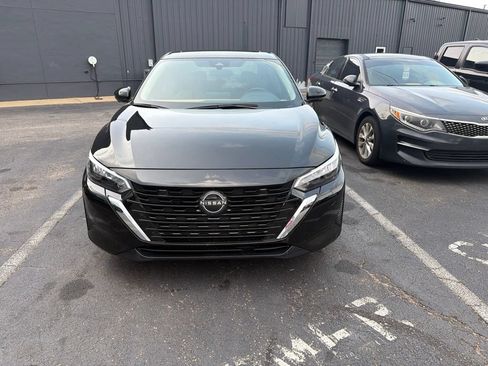 Used 2024 Nissan Sentra SV w/ SV Premium Package FWD image 2