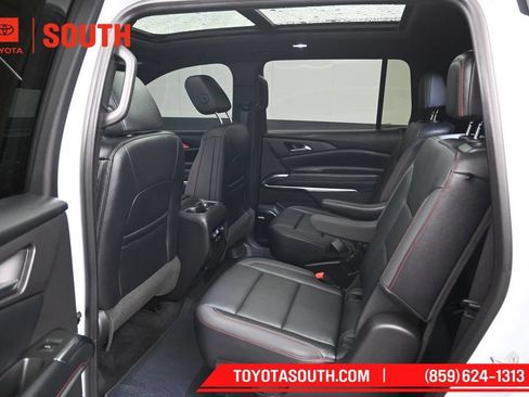 Used 2026 Chevrolet Traverse Z71 w/ Enhanced Driving Package AWD/4WD image 10
