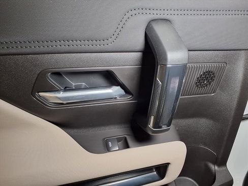 New 2026 GMC Hummer EV 4x4 Crew Cab image 14