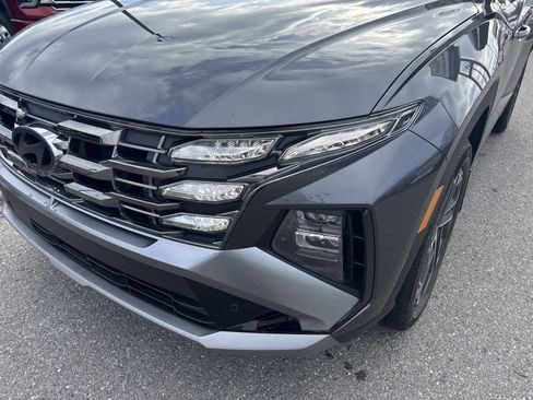 Used 2025 Hyundai Tucson Limited image 10